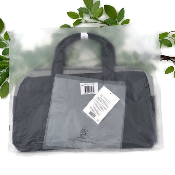 🆕CALVIN KLEIN Gray Weekend Travel Duffle Gym Bag - Picture 4 of 4